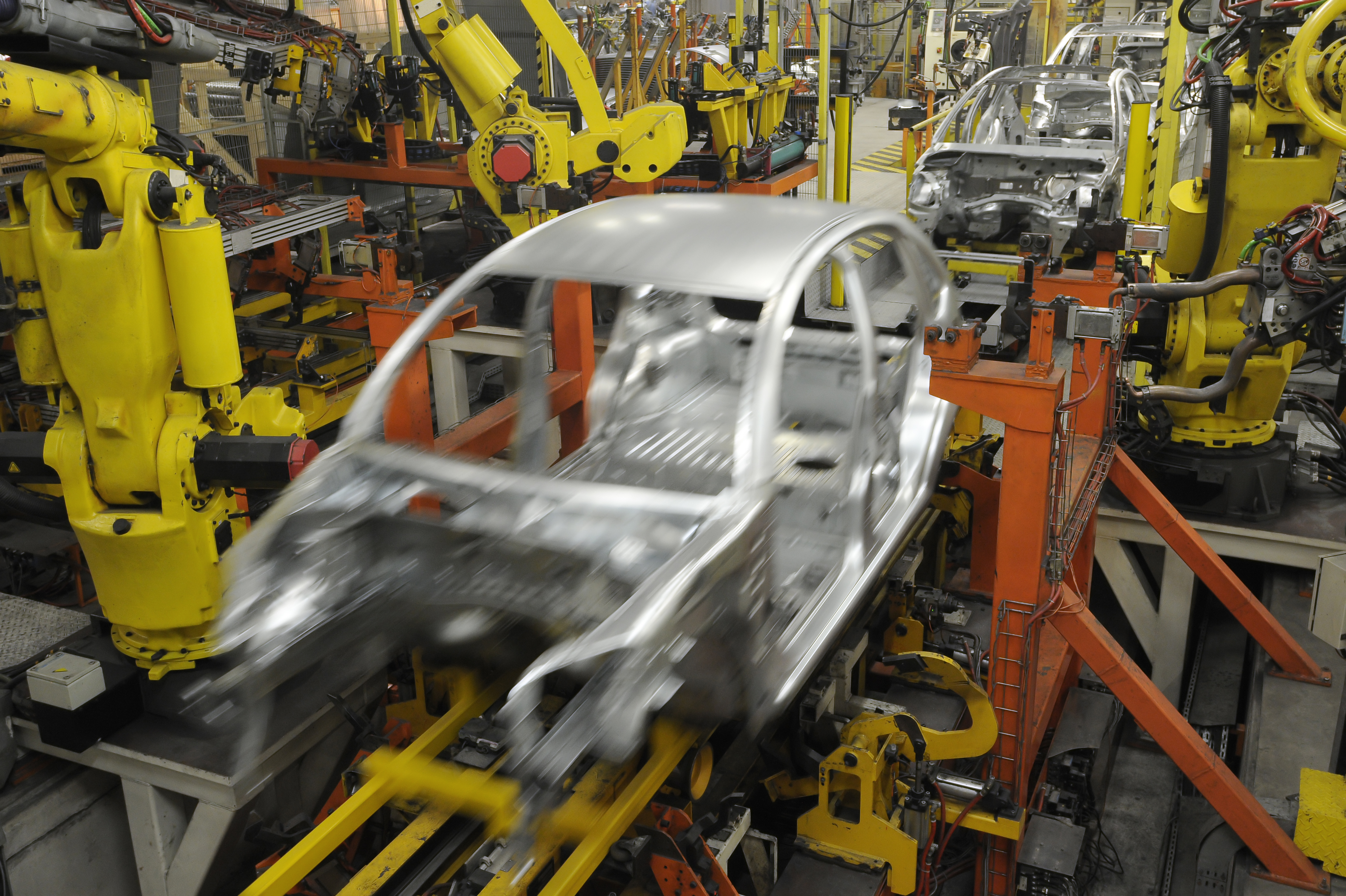 car on production line – iStock_000009863035_Large nmcl